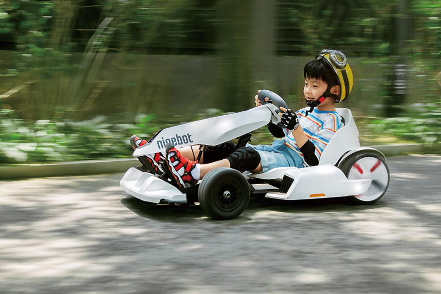 記事画像 「.八ヶ岳自然文化園で家族と楽しむ新しいパーソナルモビリティ体験」