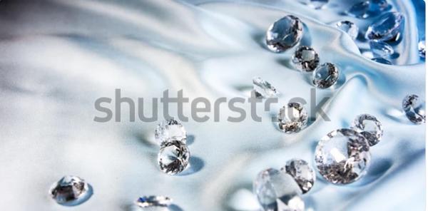 記事画像 「.シルクとダイヤモンドの蜜月──シルクロードが結んだ、相反するマテリアルの運命」